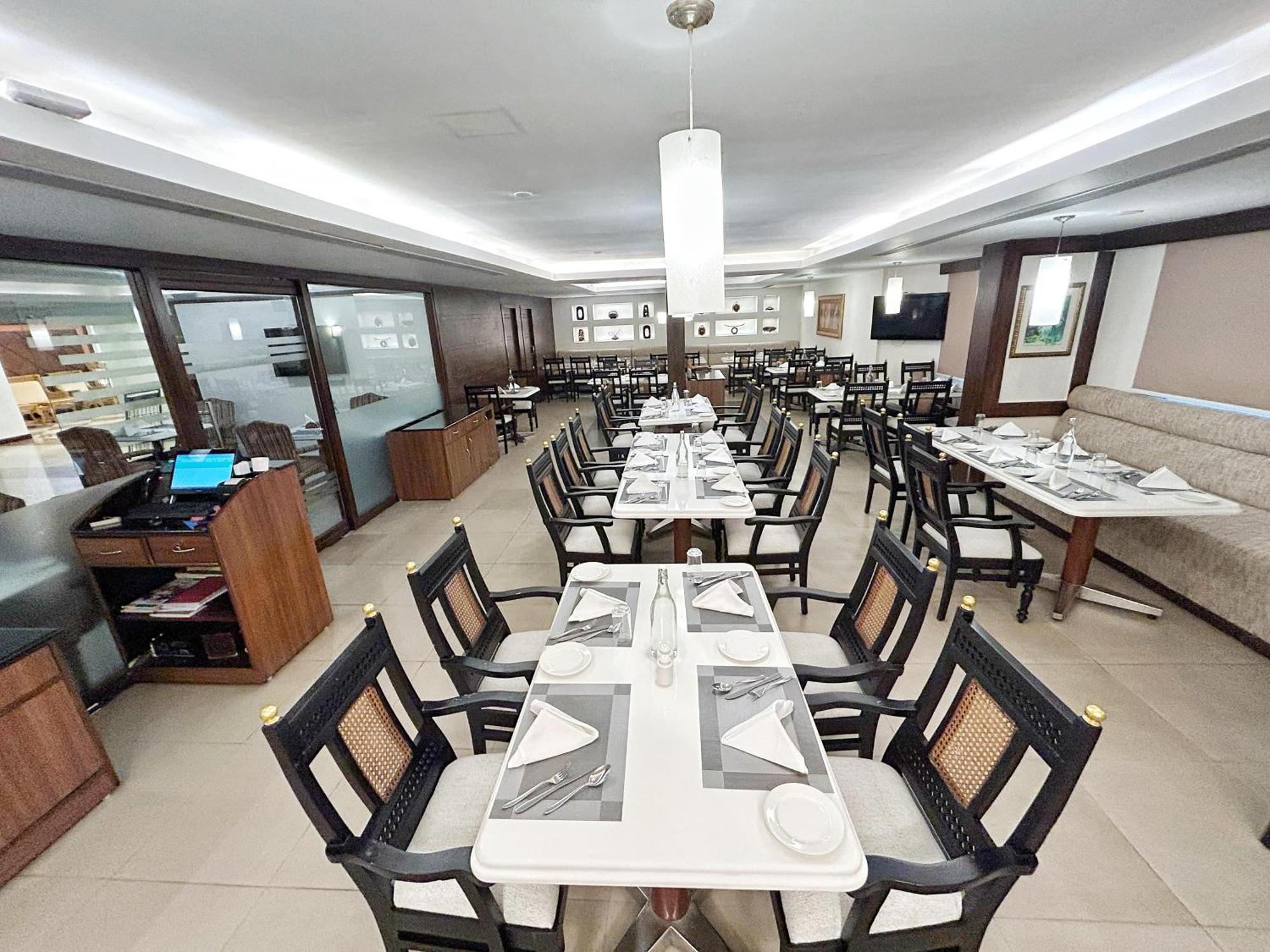 Hotel The Residency Karur Exteriér fotografie
