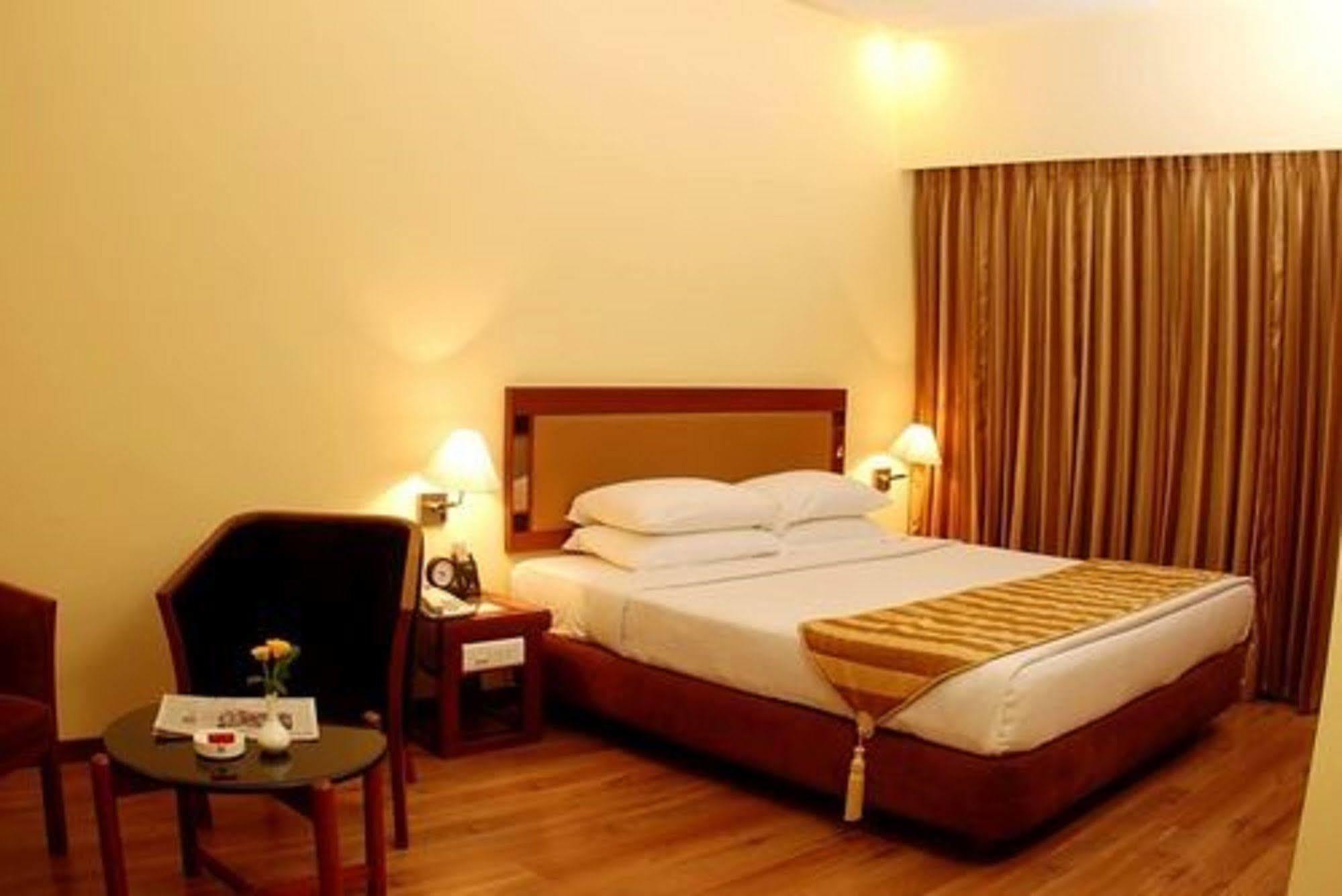 Hotel The Residency Karur Exteriér fotografie